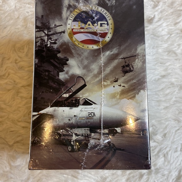 JAG The Complete Series 55 Disc DVD Set - Picture 5 of 7